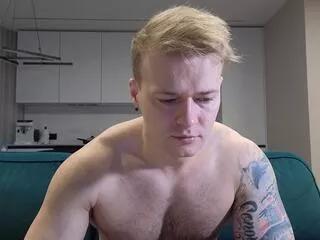 pashka_x on Flirt4Free