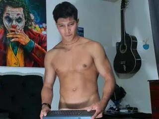 ryan_garden from Flirt4Free