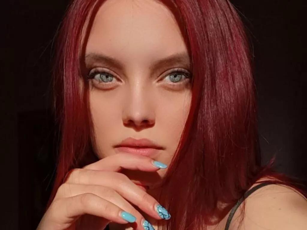 AlicePill from LiveJasmin