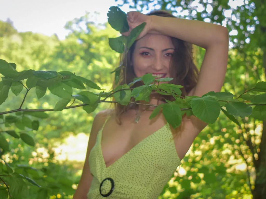 SarraNoir from LiveJasmin