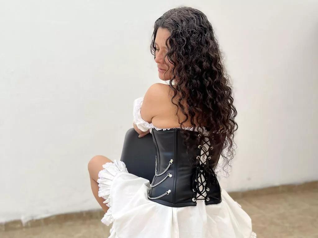SereneDarlings on LiveJasmin