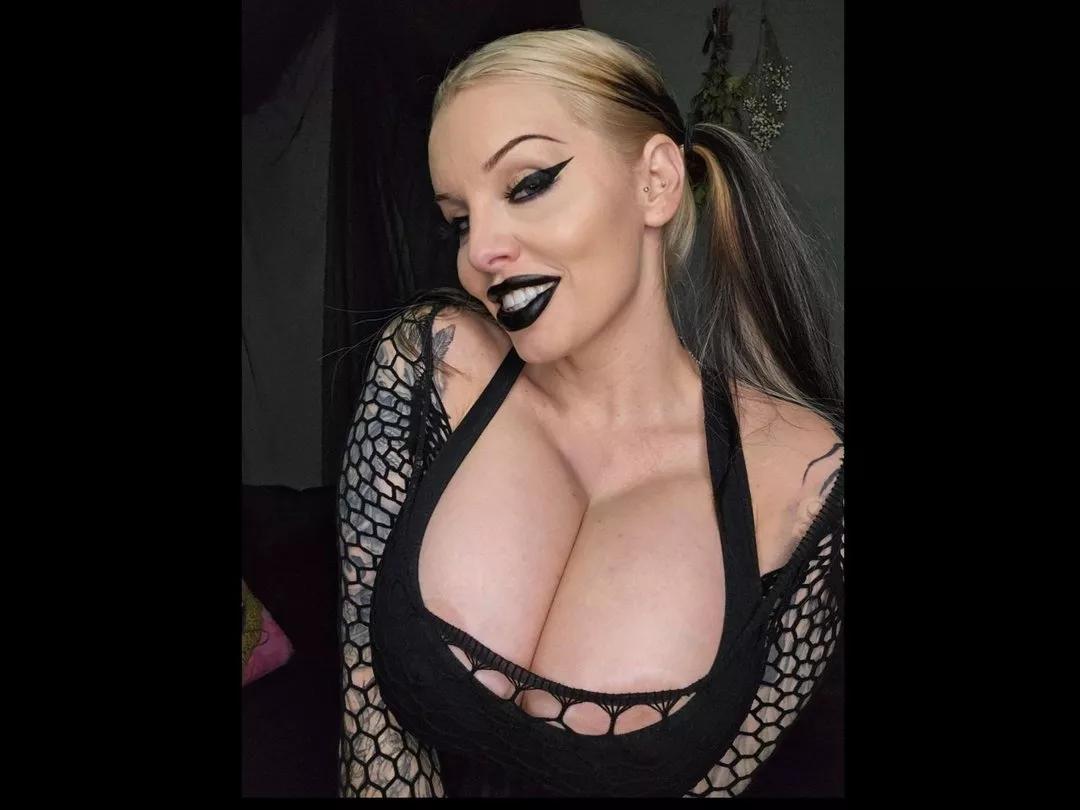 DDarkoh from Streamate