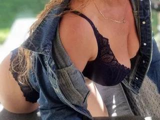 JazzabelleRox from Streamate