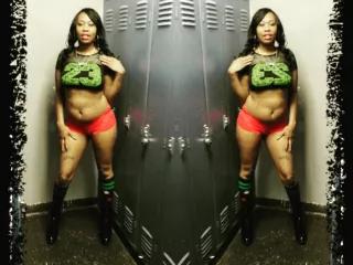 laylafoxx244 from Streamate