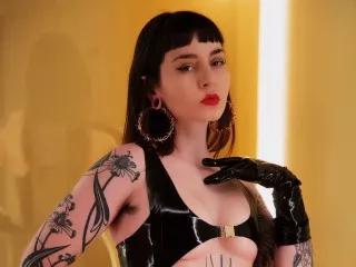 QueenAvaline from Streamate