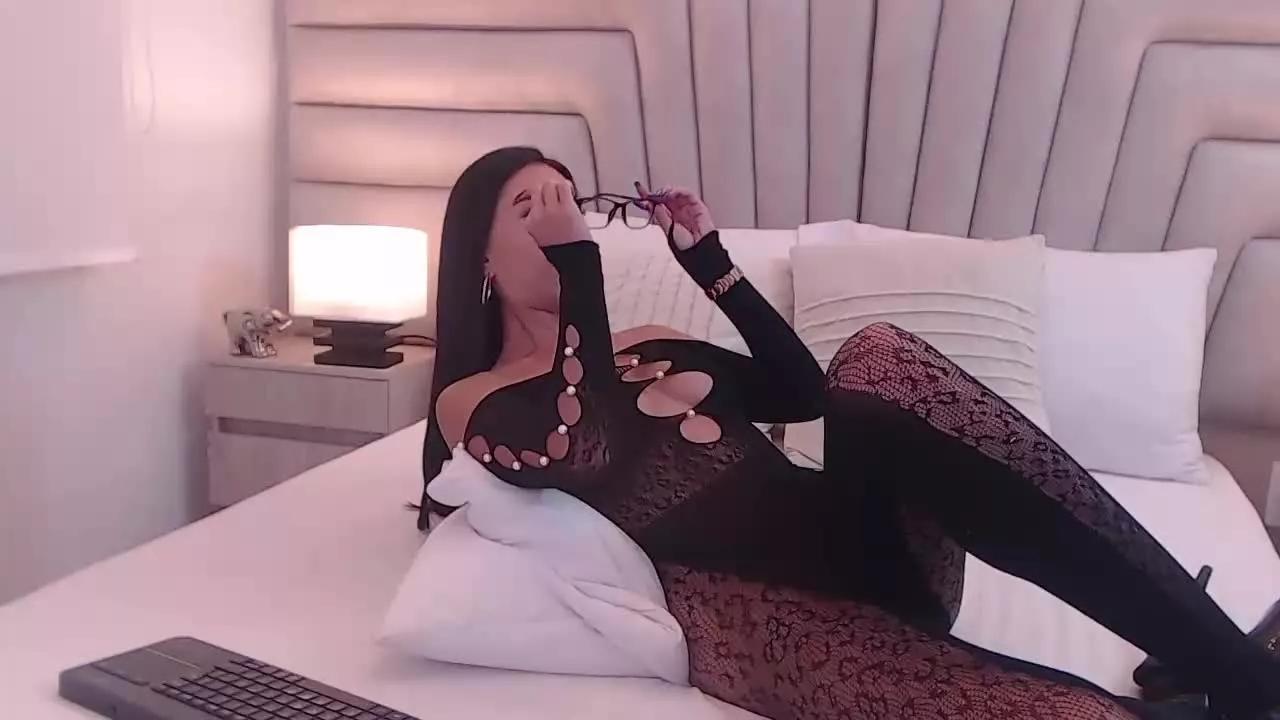 BellaAnderson from Streamray