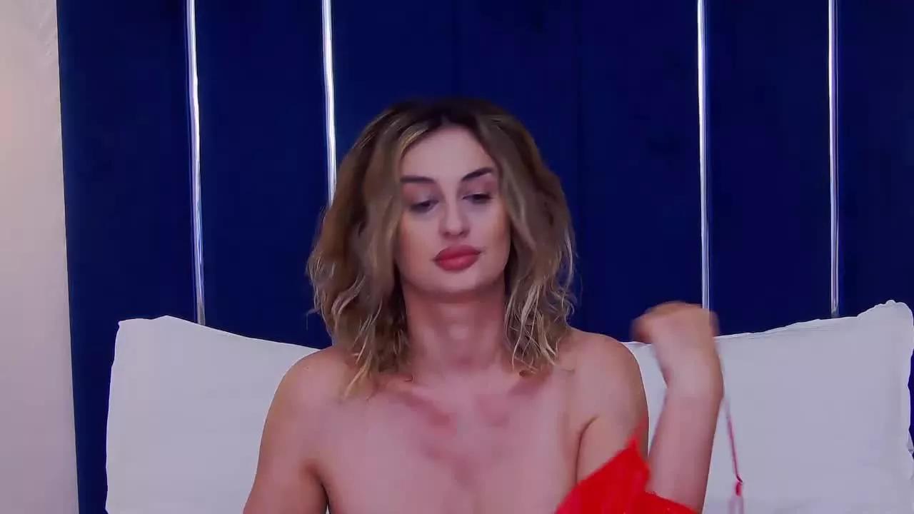 DaianaJacobs from Streamray