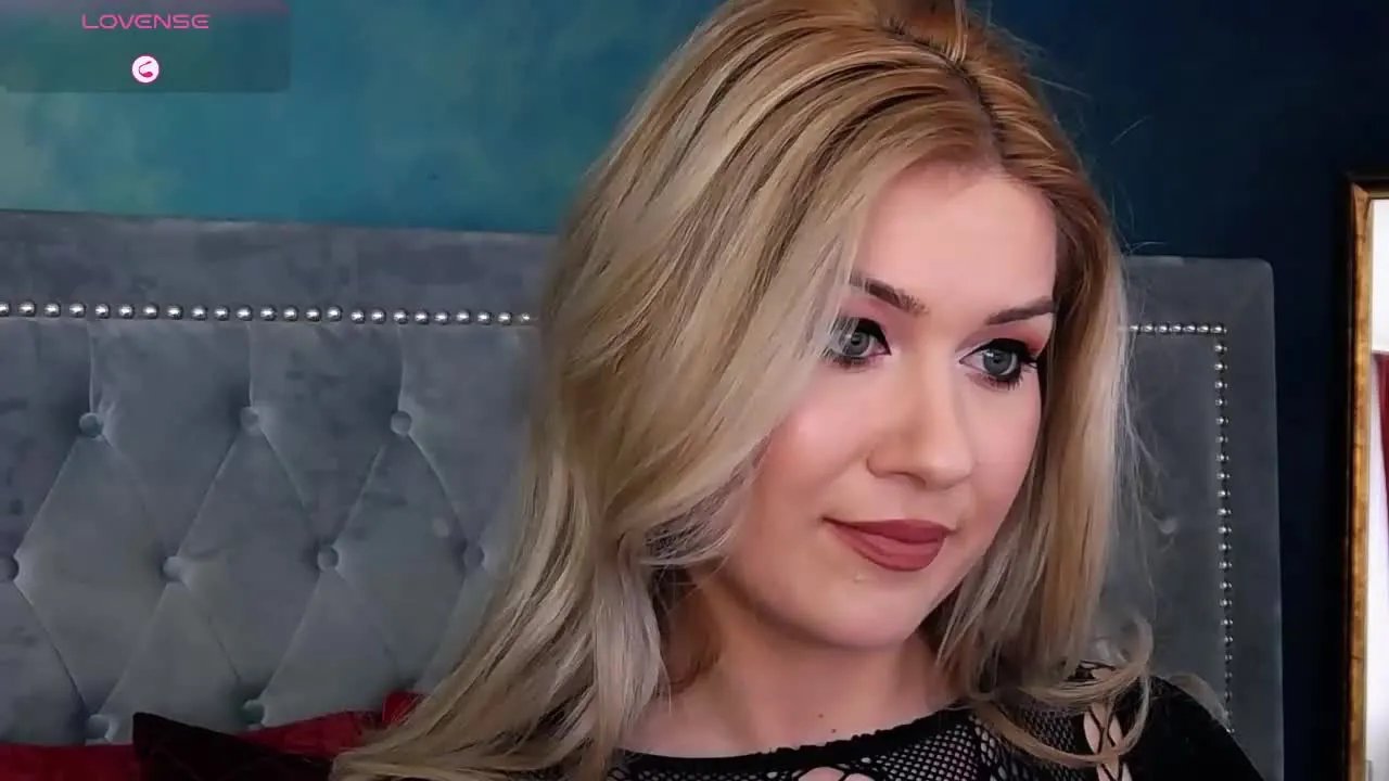 KassandraKat on Streamray 