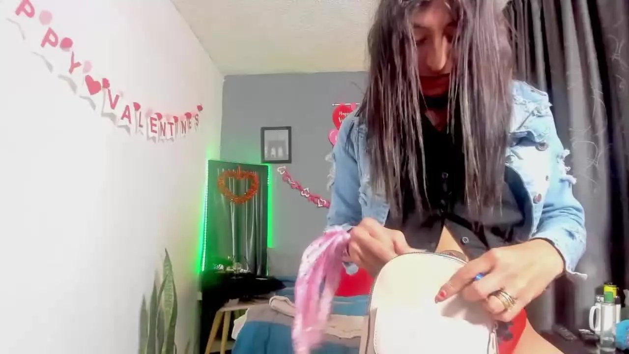 Kitty_lovesTS on Streamray 