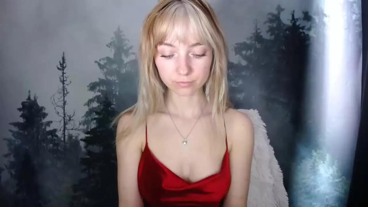 LuciaGorgeous from Streamray is Freechat