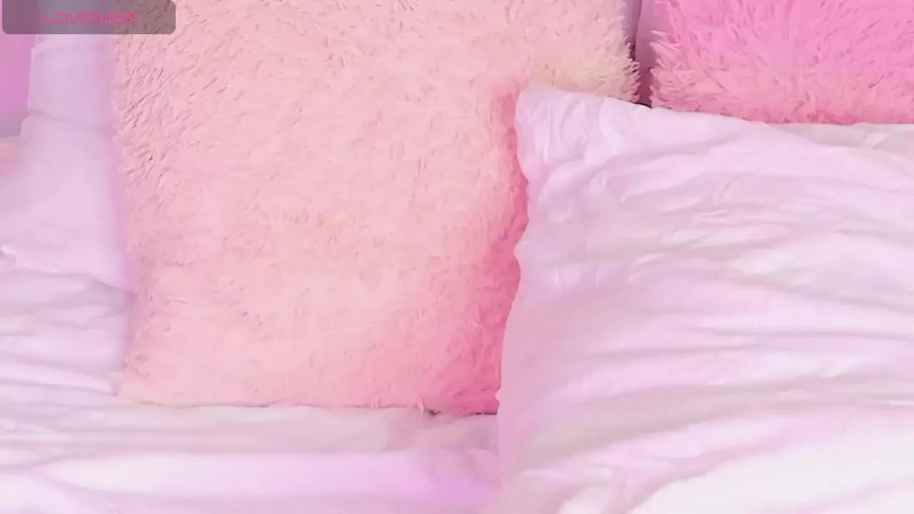 Mollyloveeee from Streamray