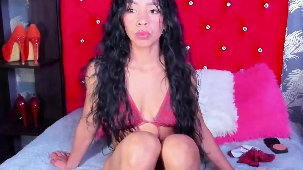 SelenaHot from Streamray