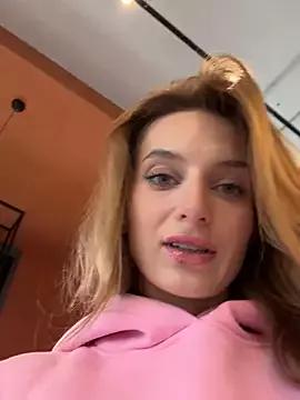 -AngelAri- from StripChat is Freechat