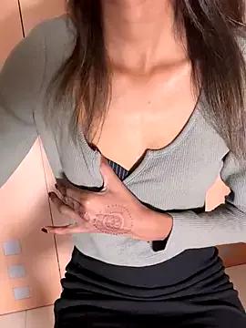-Sanam- from StripChat is Freechat