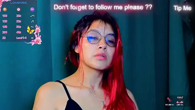 -VelvetZoe- from StripChat is Freechat