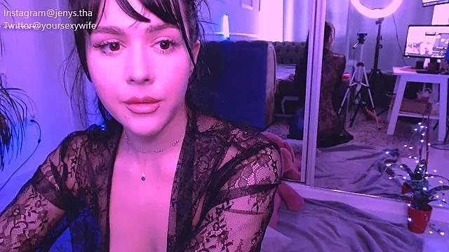 2good2betrue from StripChat