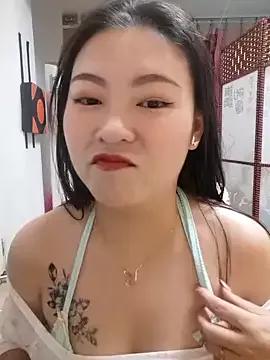 86girl from StripChat is Freechat