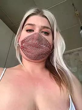 88SSara_Fan88 from StripChat