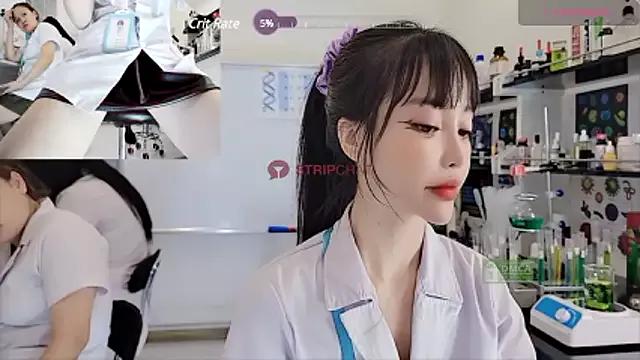 __Lab__ from StripChat