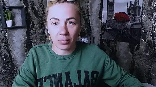 _AmandaGold_ from StripChat is Freechat