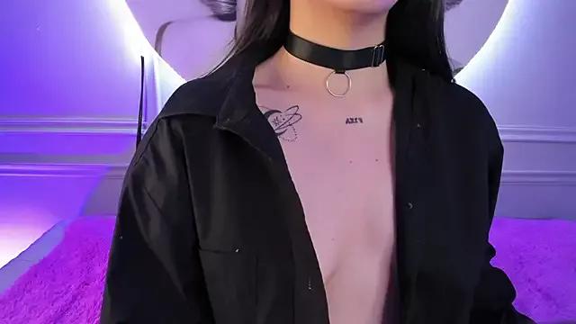 _amy_adams from StripChat is Freechat