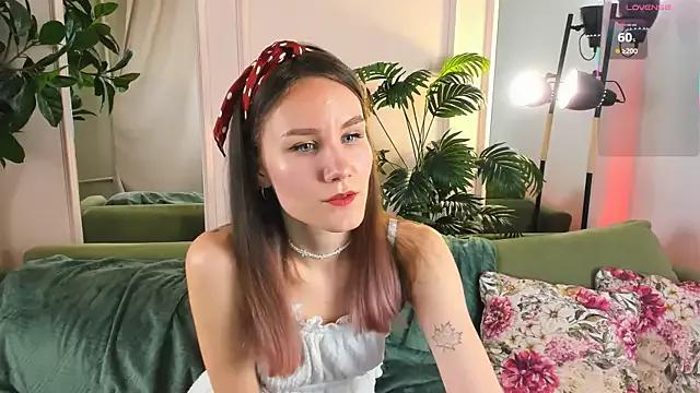 _Clare_Florence_ from StripChat is Freechat