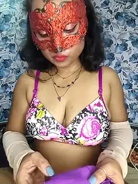 _DesigirlRoshni from StripChat is Freechat