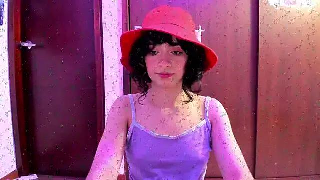 _Lunnaa_ from StripChat is Freechat