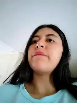 _Maaiiaa_ on StripChat 