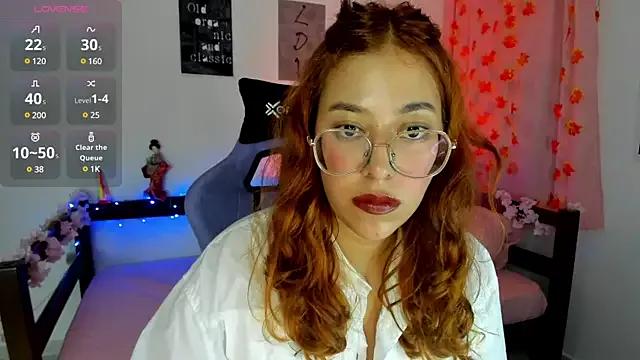 _Moon_Johnson from StripChat