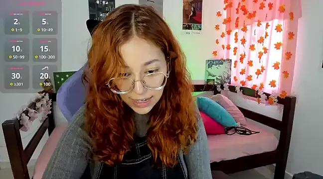 _Moon_Johnson from StripChat