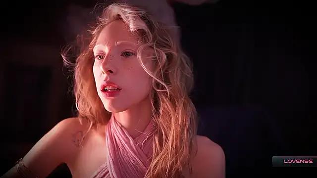 _Phantom_thread_ from StripChat is Freechat