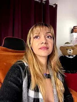 _PrettyWoman__1 from StripChat is Freechat