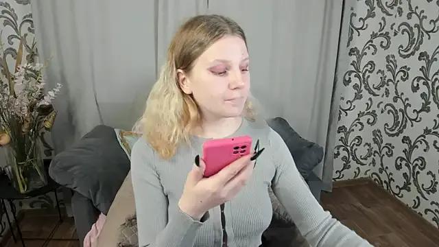 _Velvet_peach_ from StripChat is Freechat