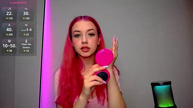 A_Karolina from StripChat is Freechat
