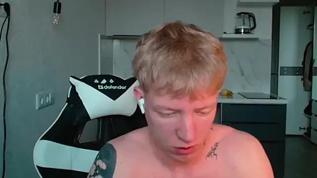 AAASEXMASTER from StripChat is Freechat