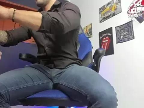 Aaron_thompson from StripChat
