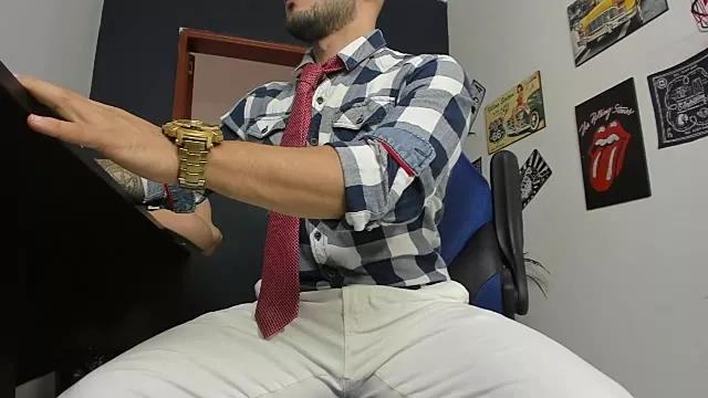 Aaron_thompson from StripChat