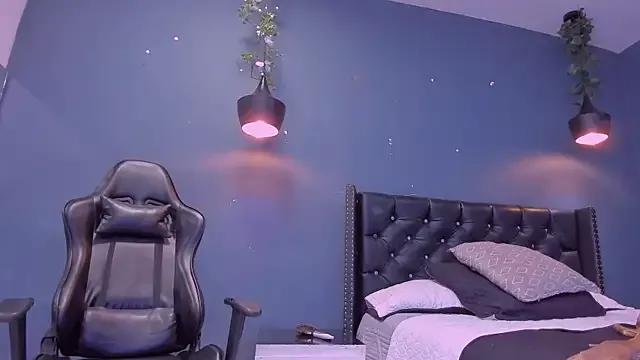 Abbyy_Saenz from StripChat is Freechat