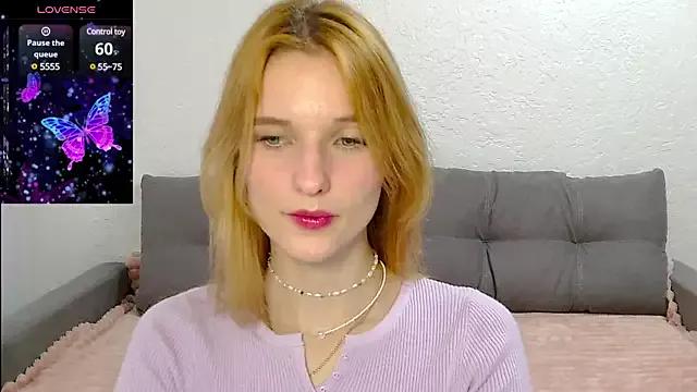 Ada_Moon from StripChat