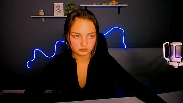 afina_crazy from StripChat is Freechat
