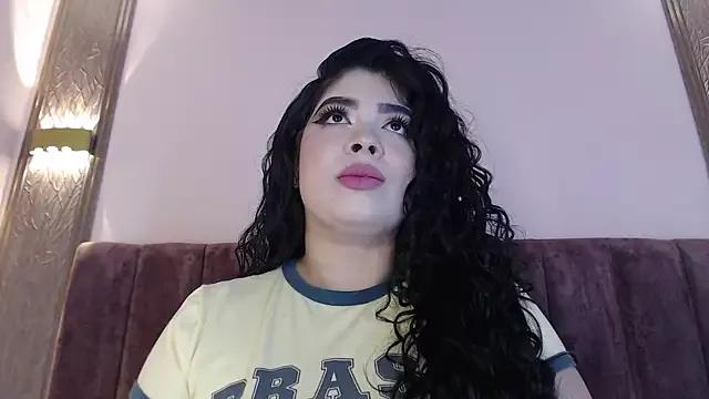 AgathaLynx from StripChat is Freechat
