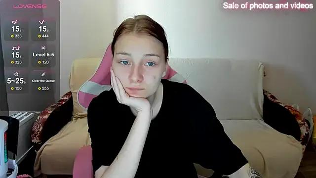 Checkout girls naked models with similar nickname. Cute sexy Free Models.