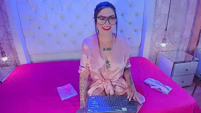 AishaBlake1 from StripChat is Freechat