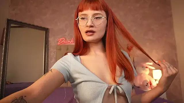 AkiraSweety from StripChat is Freechat