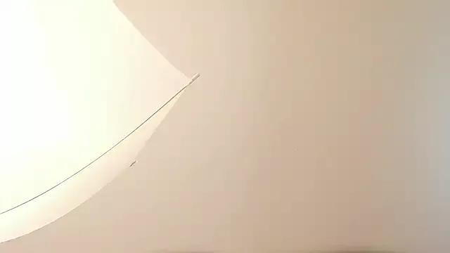 alaia_greyy from StripChat