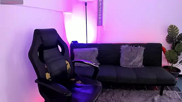 Alana-sweet from StripChat