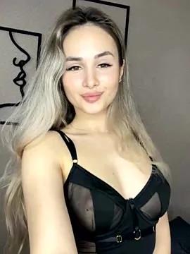 AlanaKristall from StripChat