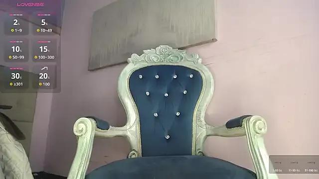 Alanna_Foxx_ from StripChat is Freechat