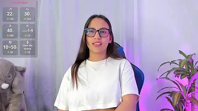 Aleaa_x from StripChat